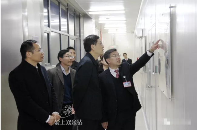 editor_1512015623919762.png 3.png