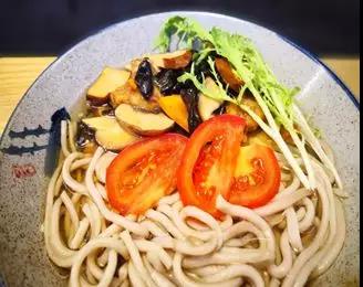 editor_1531834637632873.jpg 4.jpg